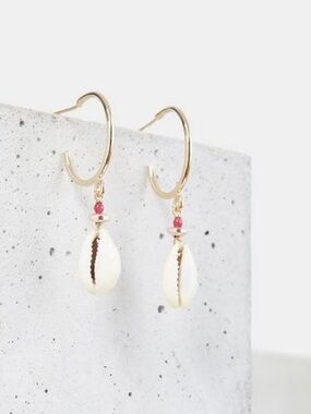 Isabel Marant Shell Pendant Hoop Earrings